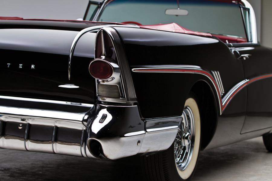  Buick Roadmaster Convertible 1957 года  (фото 15 из 41)